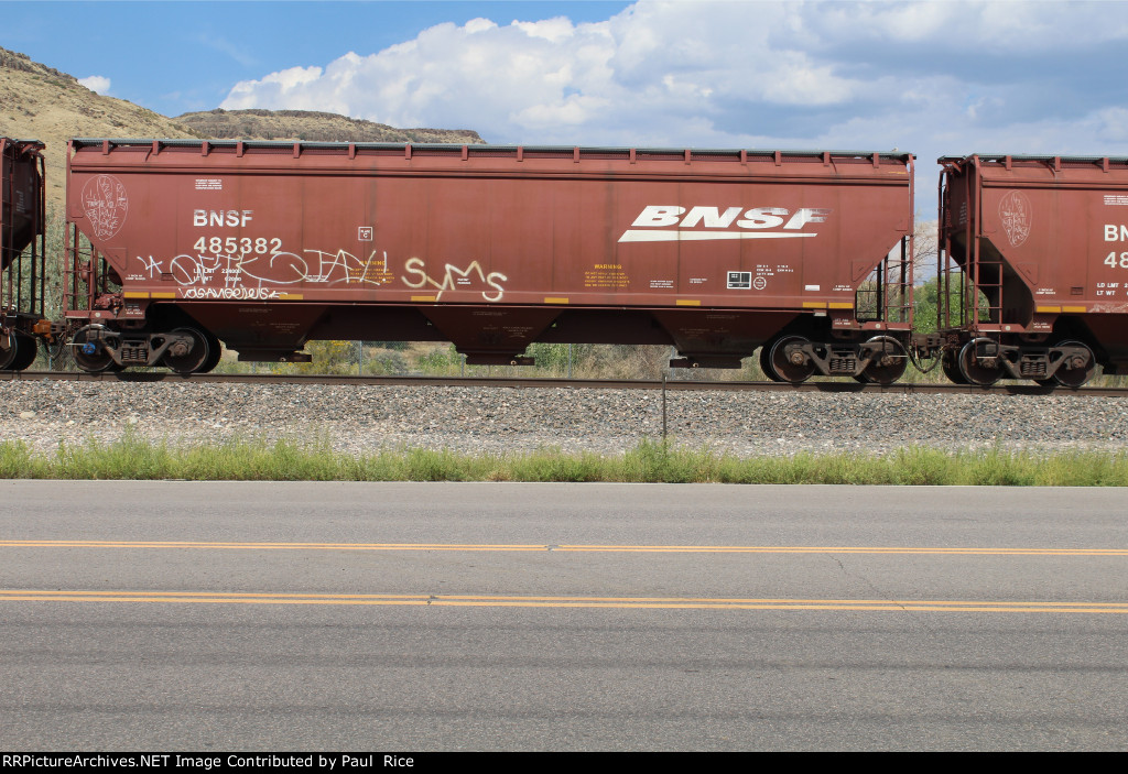 BNSF 485382